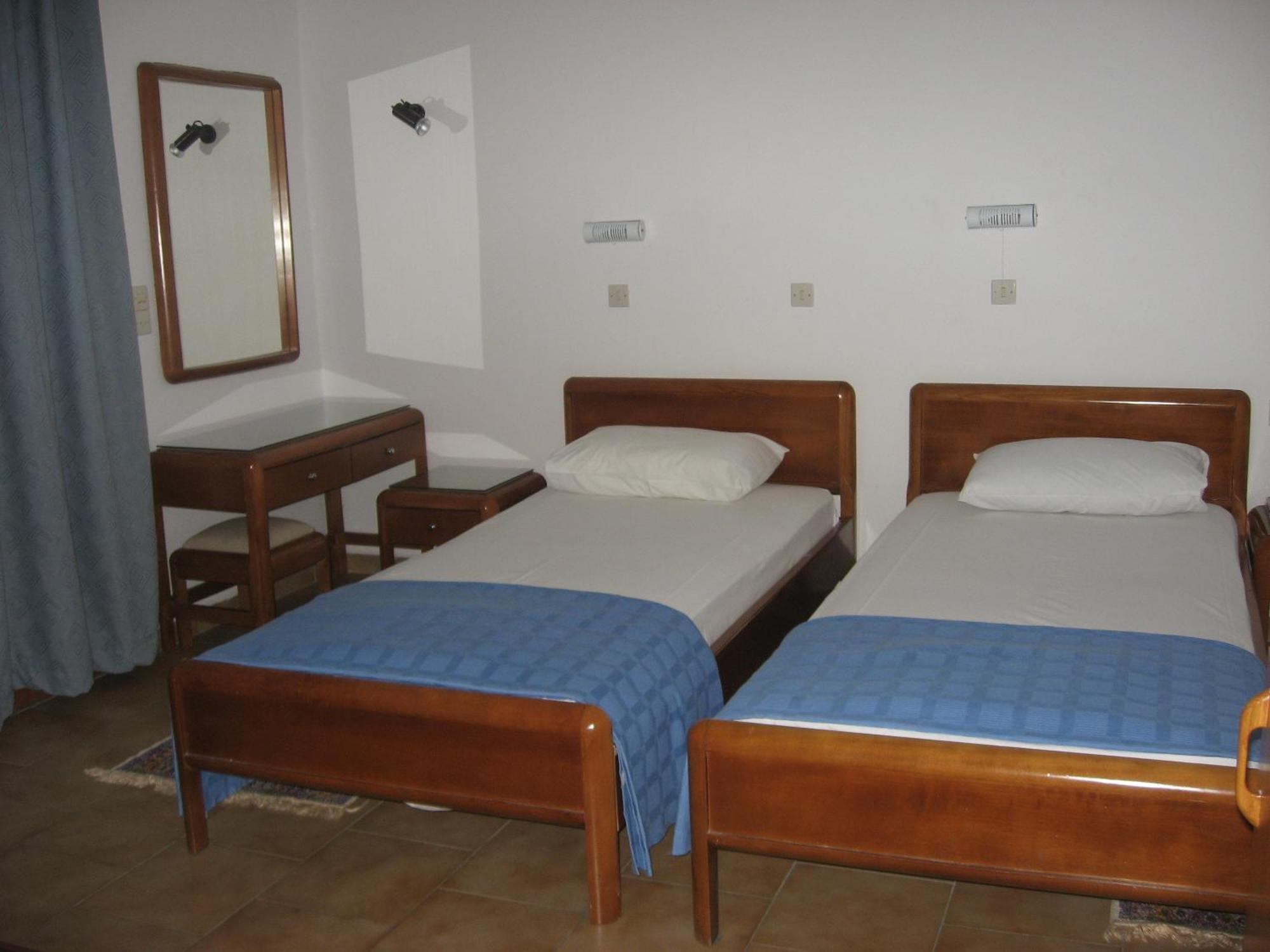 Blue Bay Hotel Skála Extérieur photo