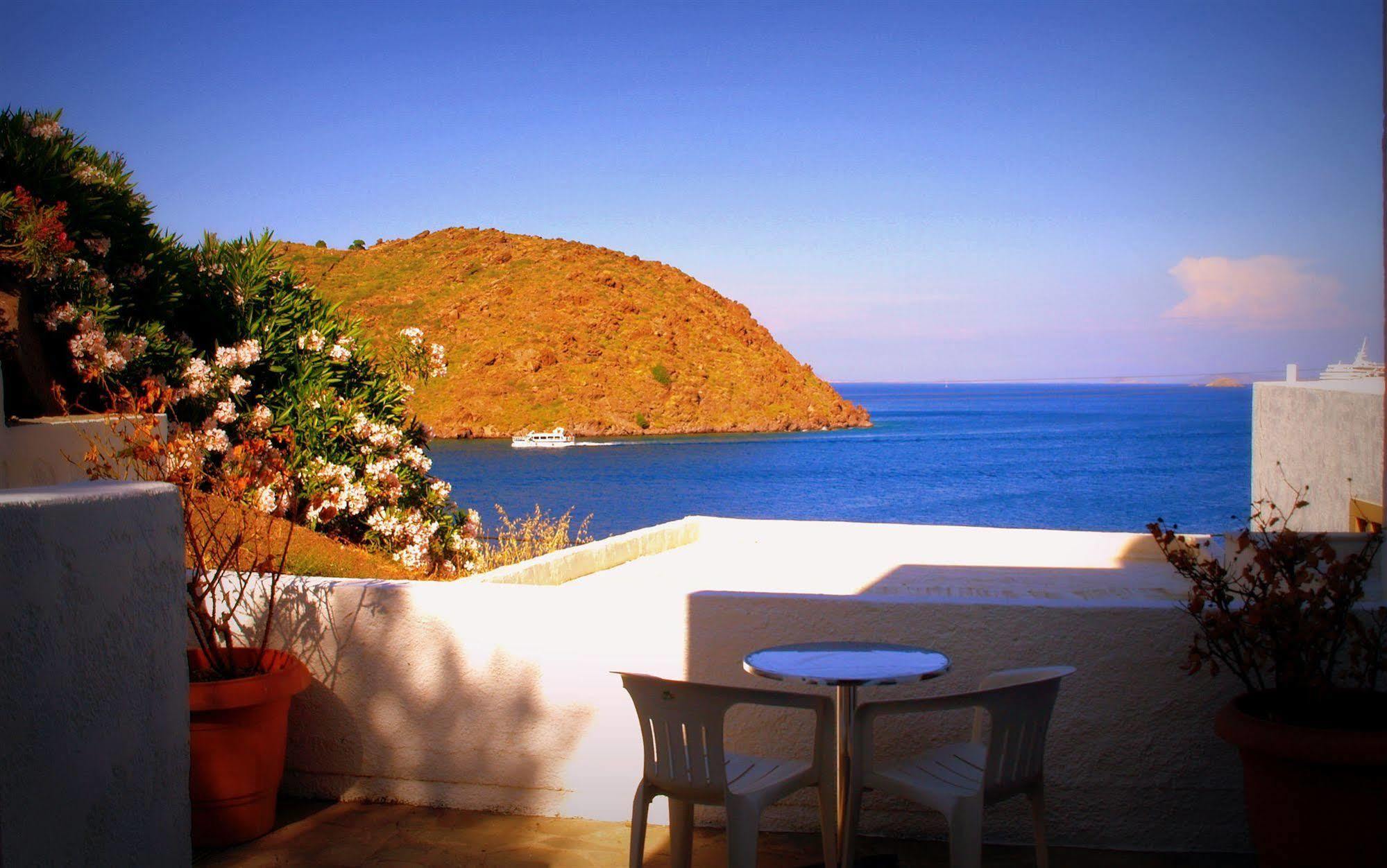 Blue Bay Hotel Skála Extérieur photo