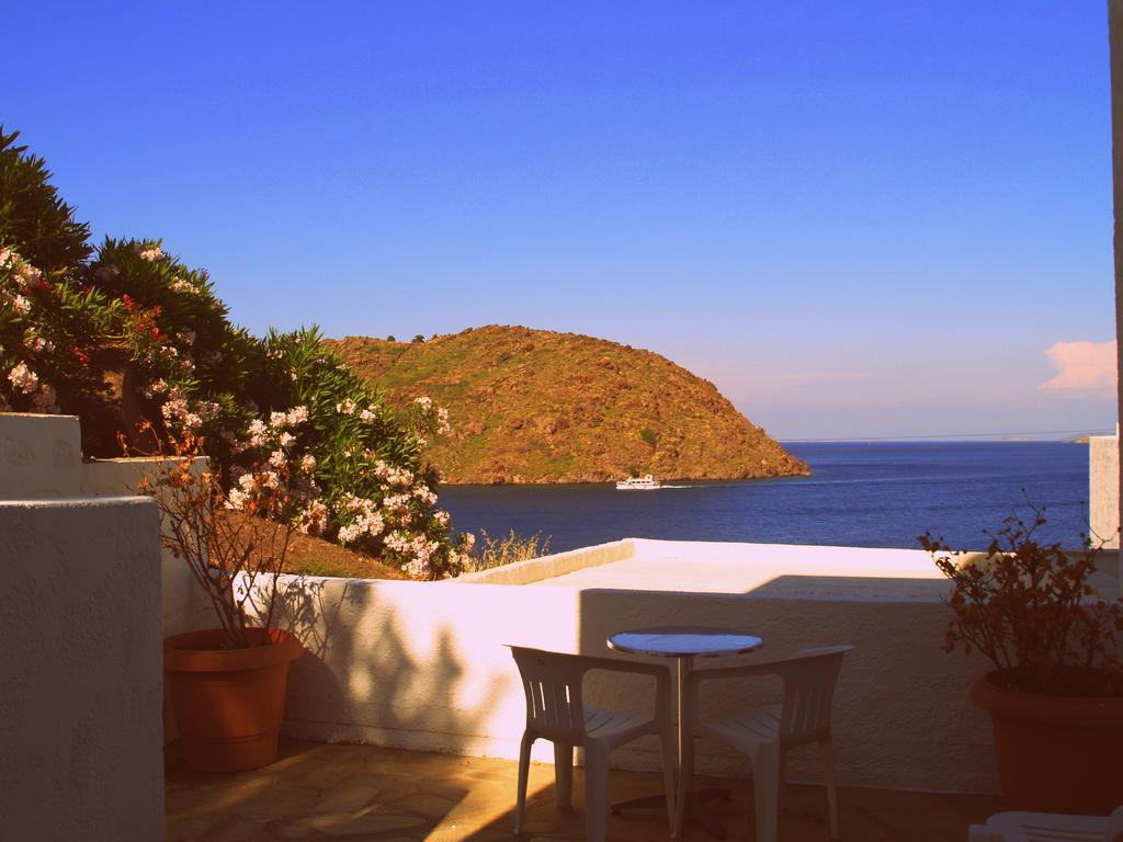 Blue Bay Hotel Skála Extérieur photo